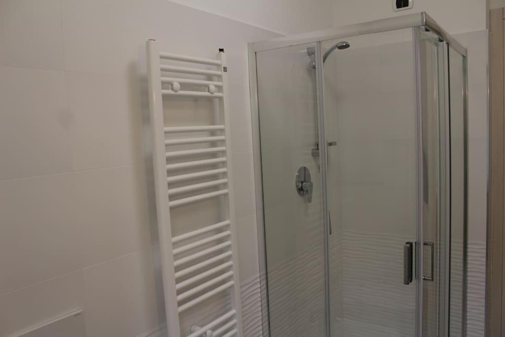 Appartamento Romantico Con Piscina Cervo Exterior photo