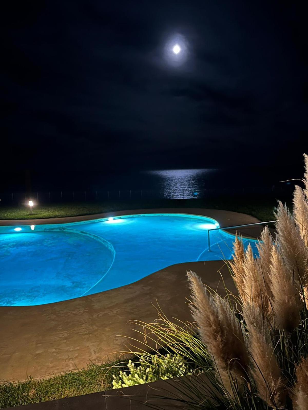 Appartamento Romantico Con Piscina Cervo Exterior photo